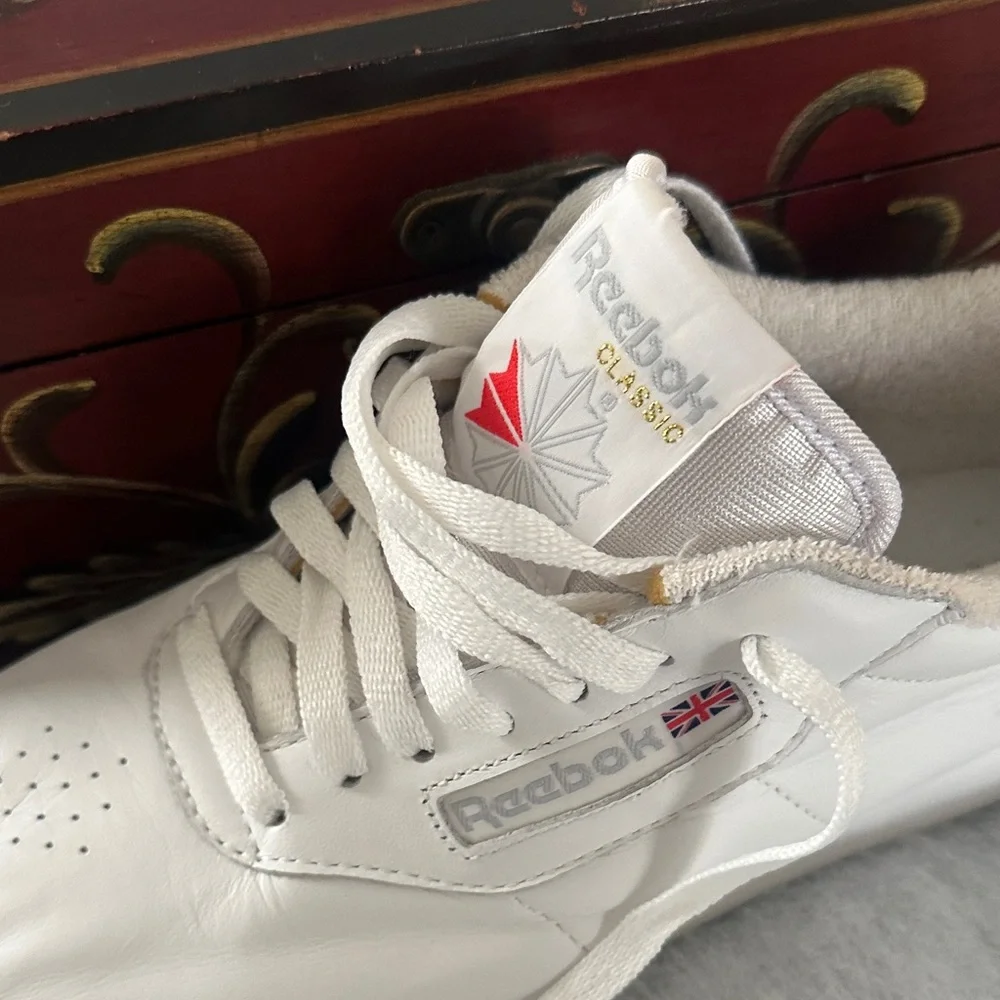 Reebok White Leather Trainers - Picture 6 of 8